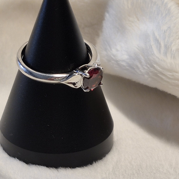 Jewelry - Simple & Minimalist Gorgeous Garnet Stone On Simple Sterling Silver Ring